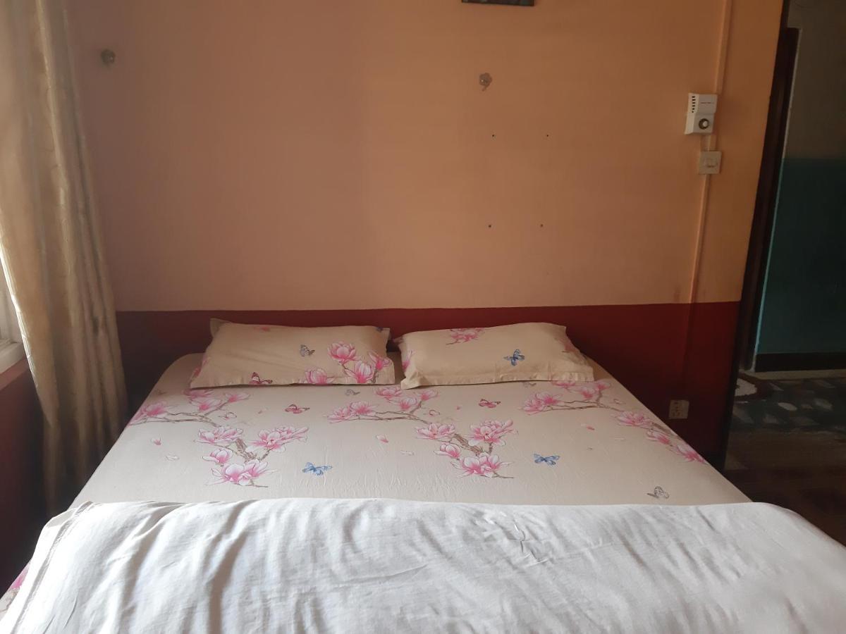 Beehive Hostel Kathmandu Exterior photo